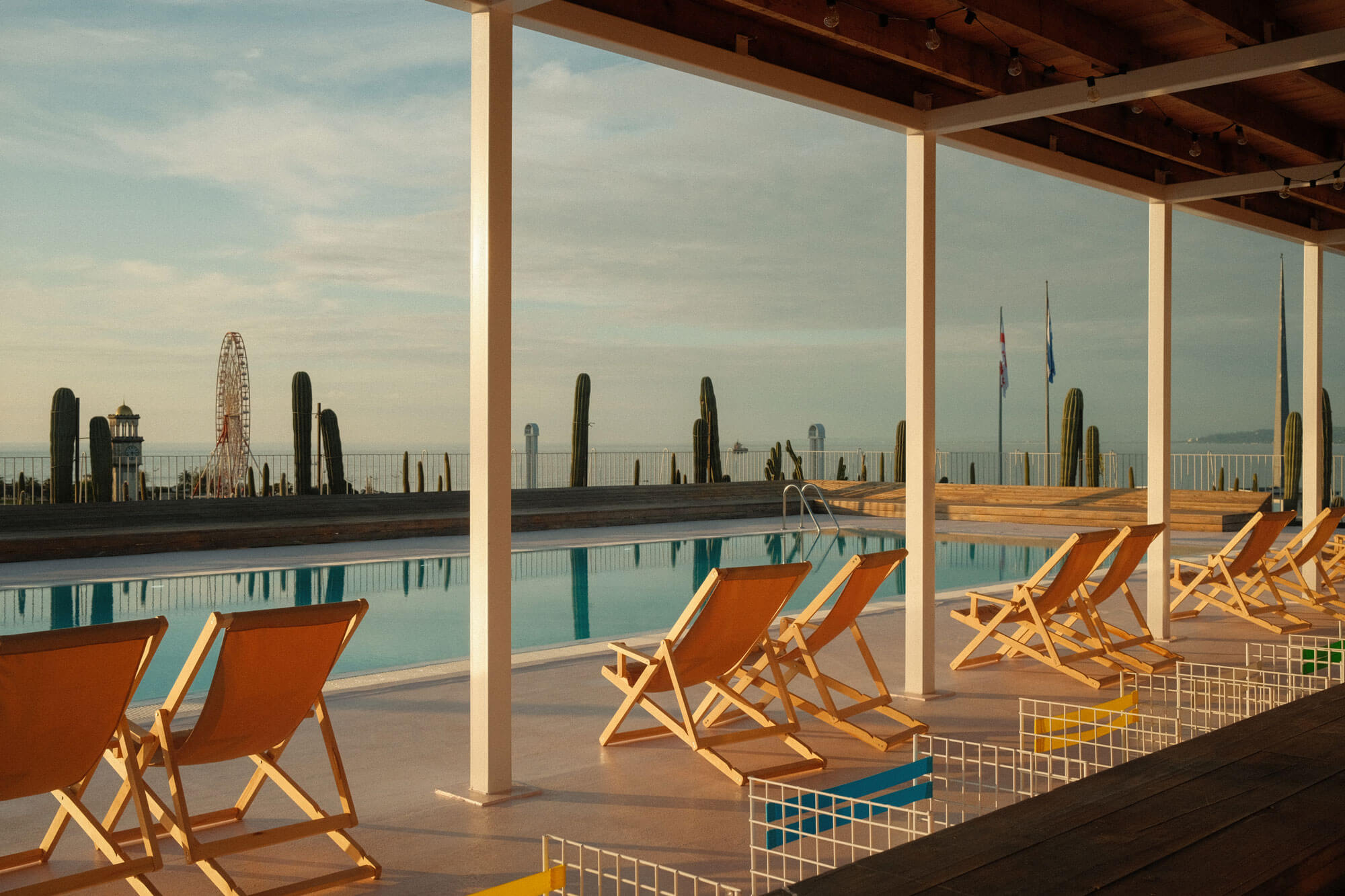 Swimming pool